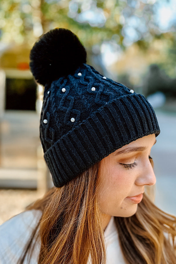 WS 620 Hats - Fur Pom Black Beanie