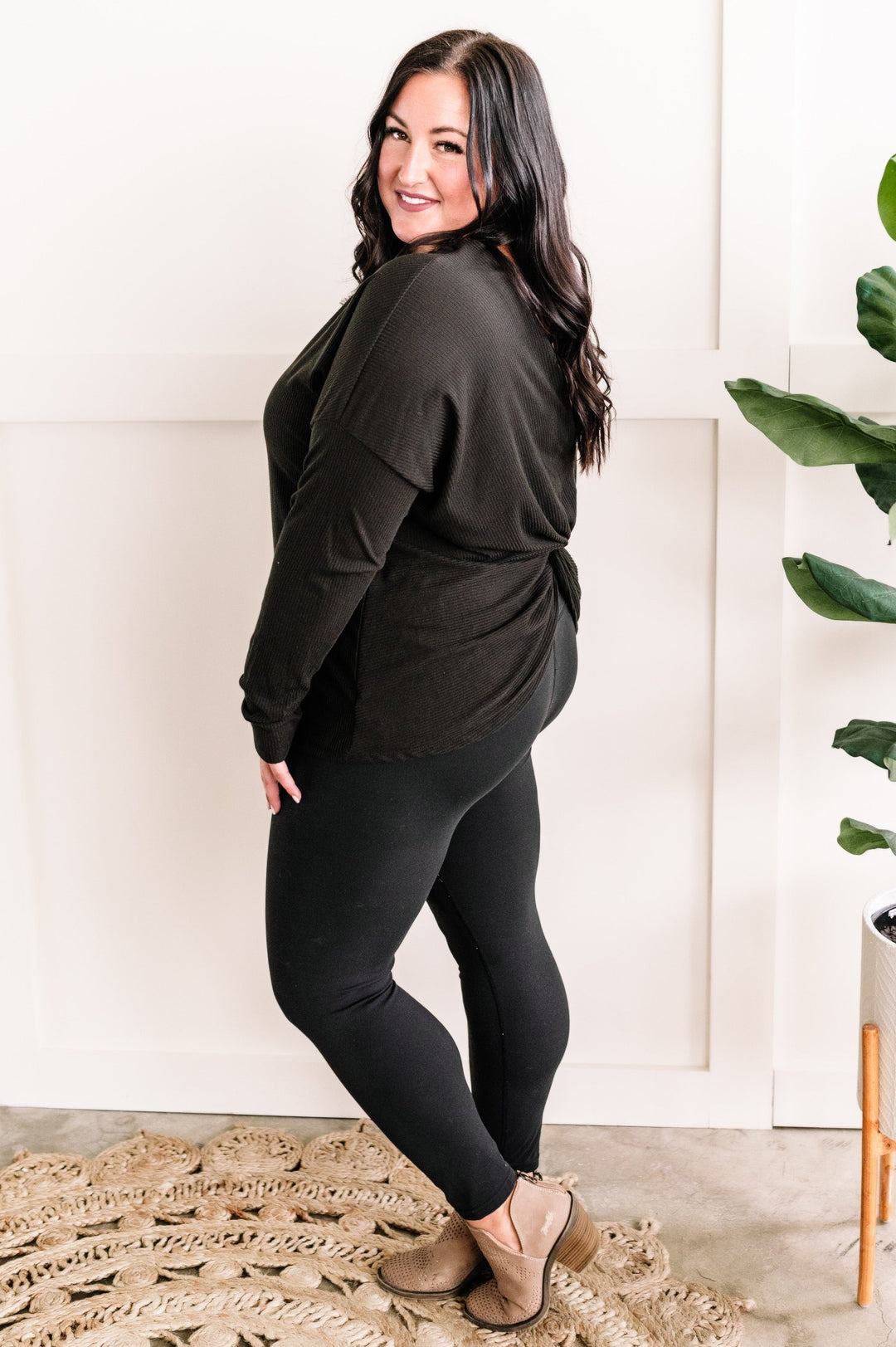 09.20 Long Sleeve Twist Back Top In Midnight Black-Ever Joy