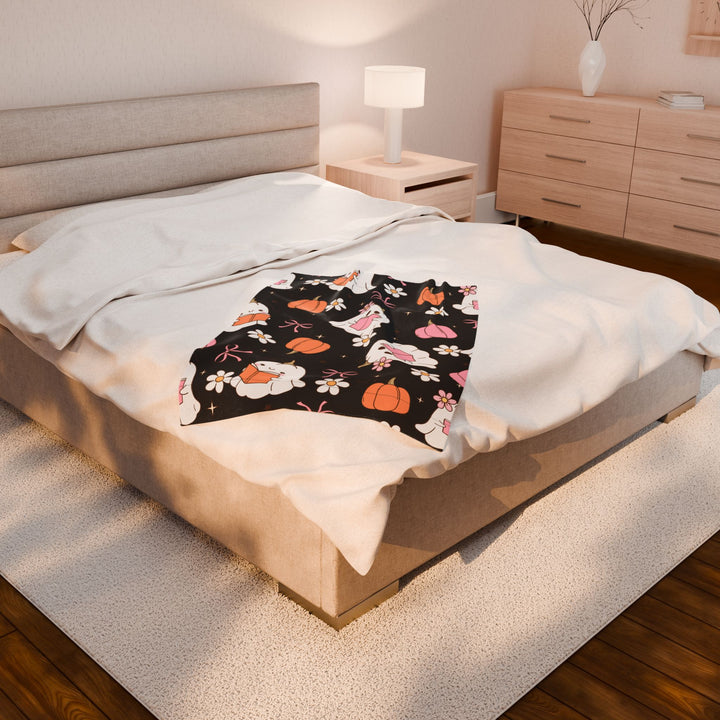 Spooky Cute Bookish Ghost Blanket – Pastel Halloween Fall Throw for Readers