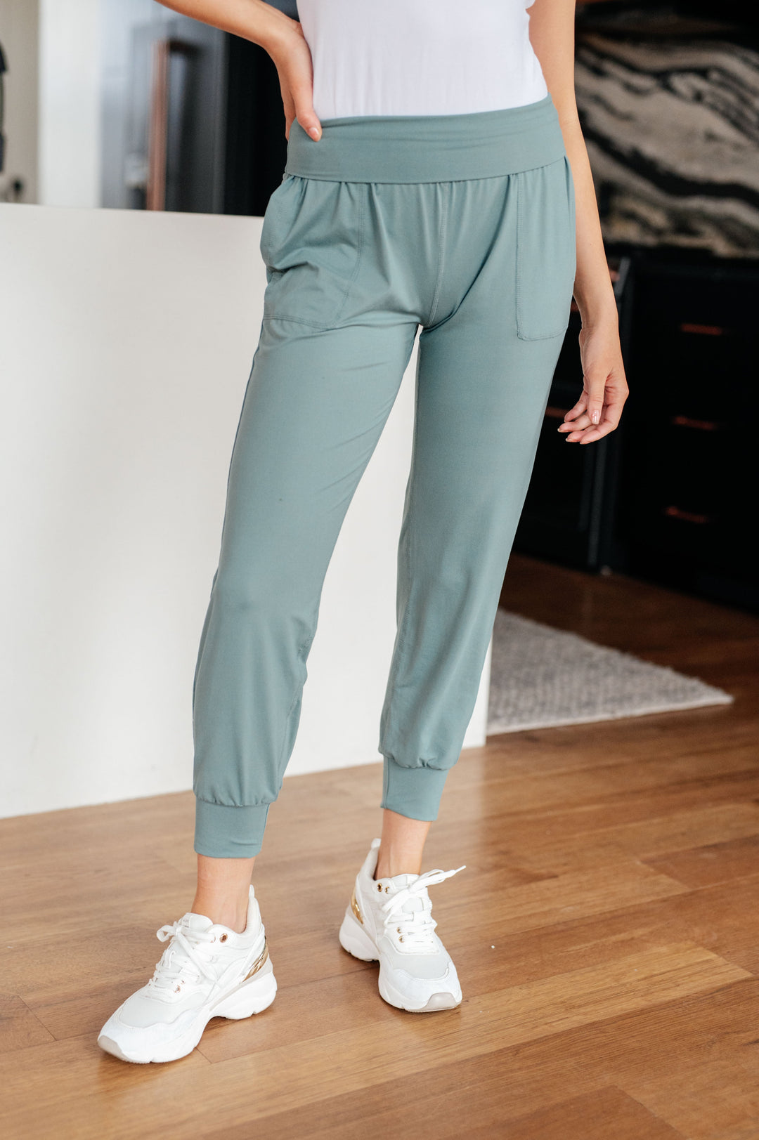 Womens - Always Accelerating Joggers In Tidewater Teal