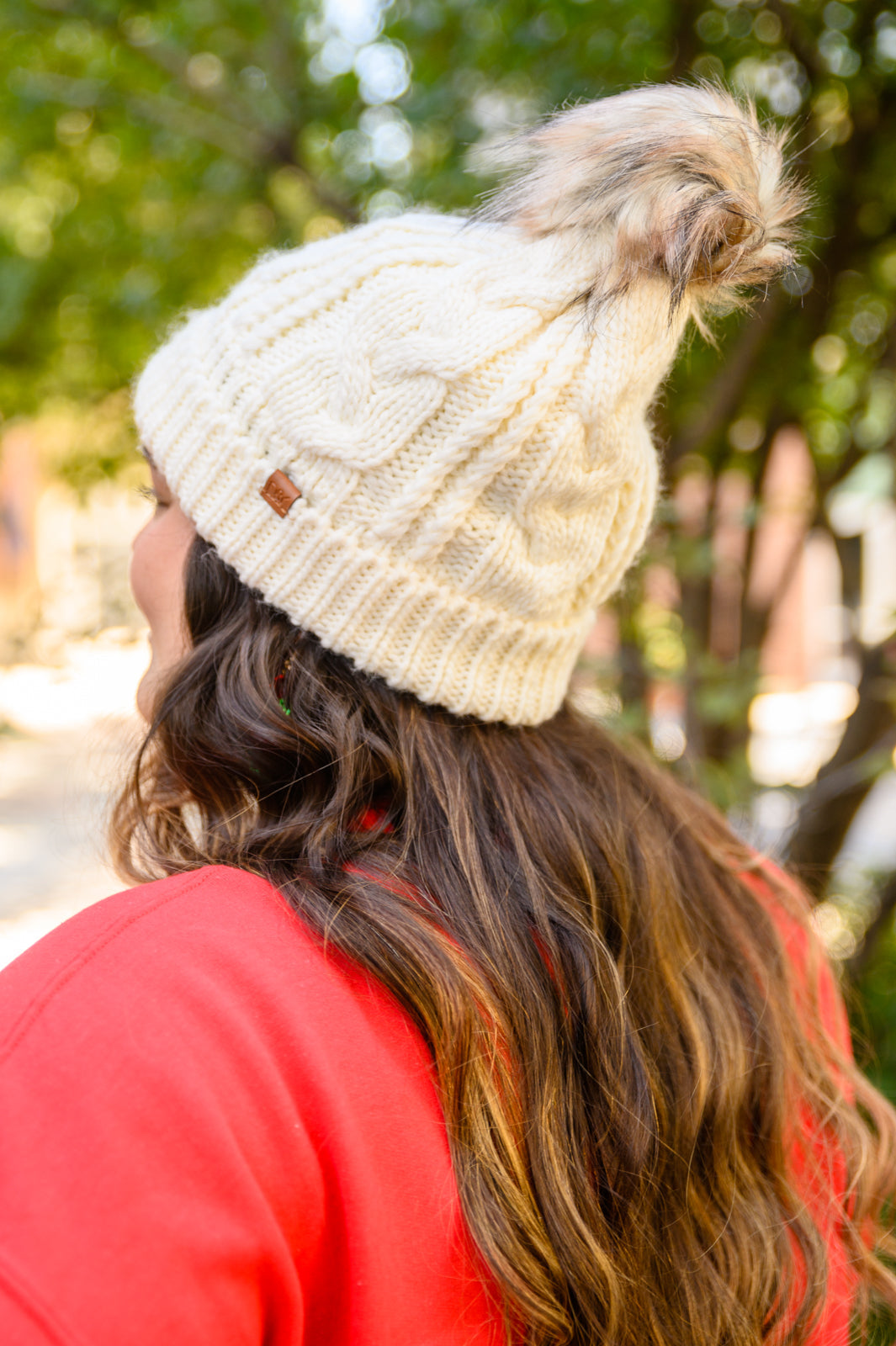 Womens - Cable Knit Cuffed Beanie In Ivory