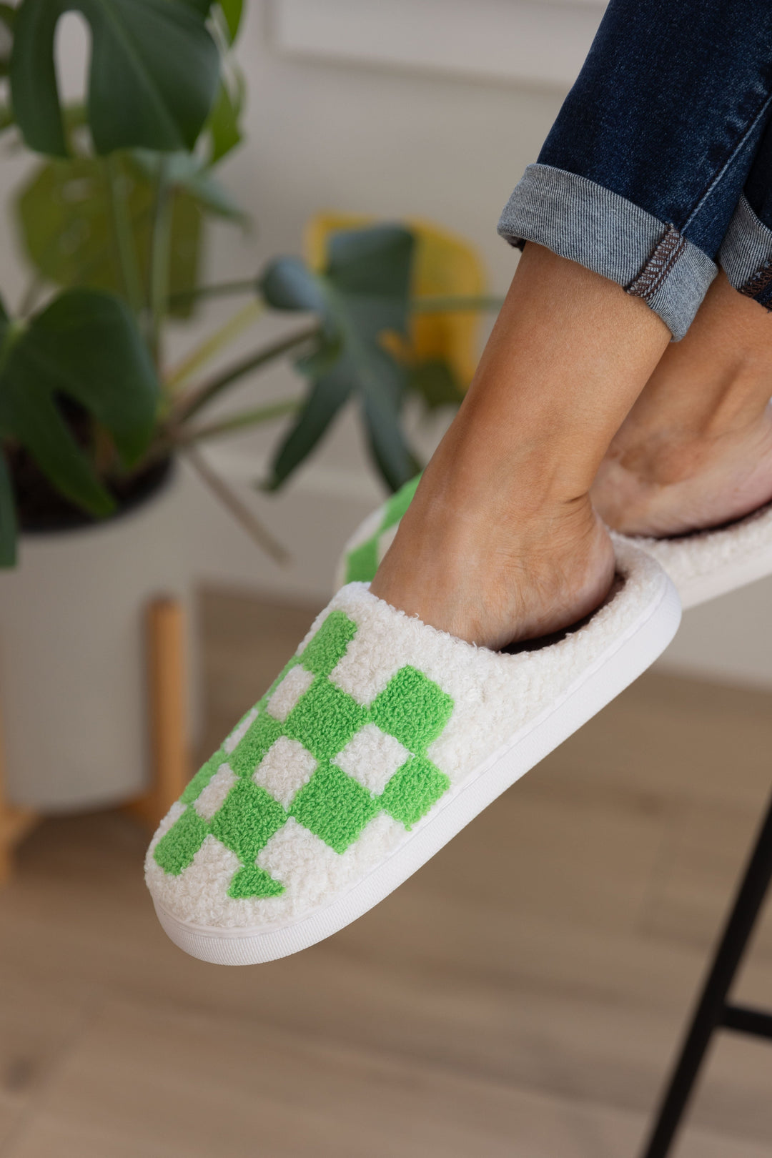 Womens - Checked Out Slippers In Green