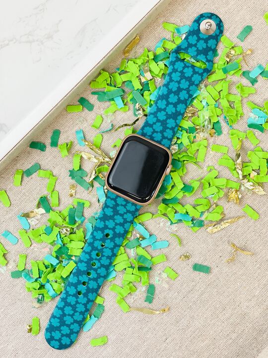 Womens - PREORDER: Clover Printed Silicone Smart Watch Band