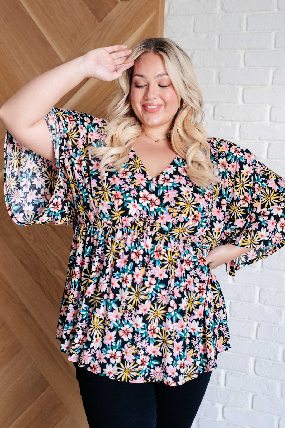 Tops - Dreamer Top In Teal And Pink Floral