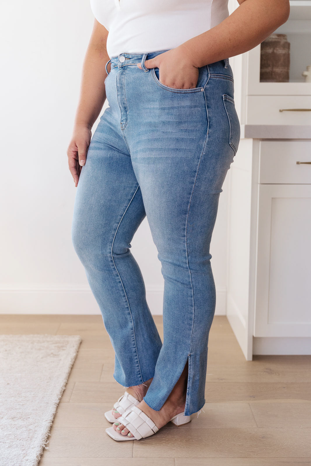 Womens - Jody Slim Flare Side Slit Jeans