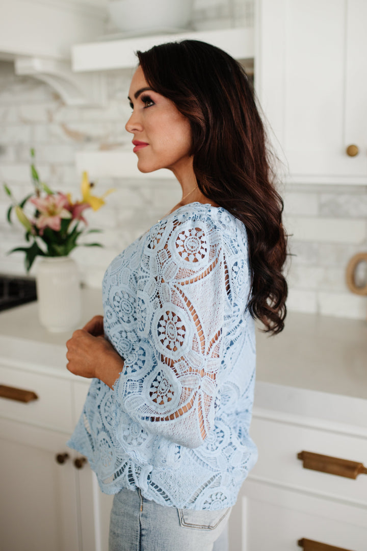 Womens - Lace Surprise Blouse In Blue