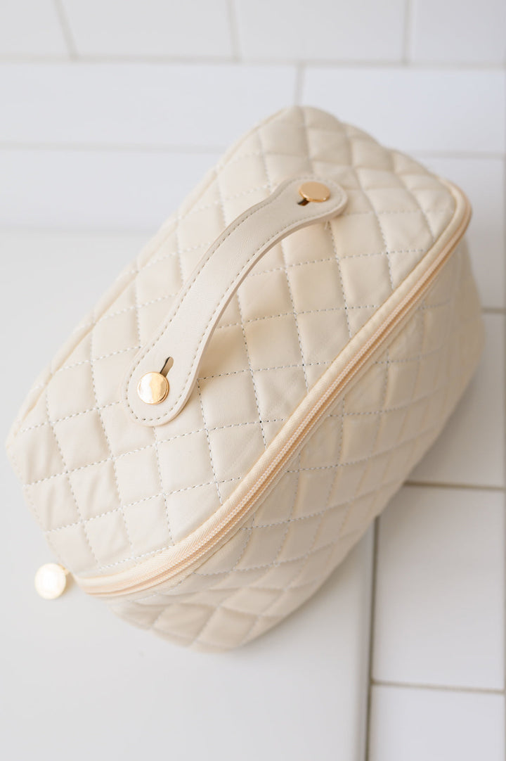 Home & Decor - Large Capacity Quilted Makeup Bag In Cream
