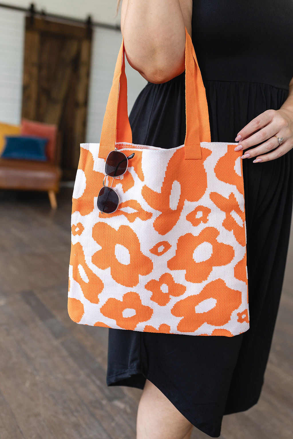 Womens - Lazy Daisy Knit Bag In Orange