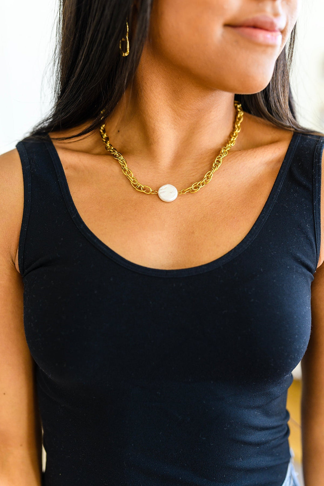 Womens - Ocean's Gold Shell Pendant Necklace