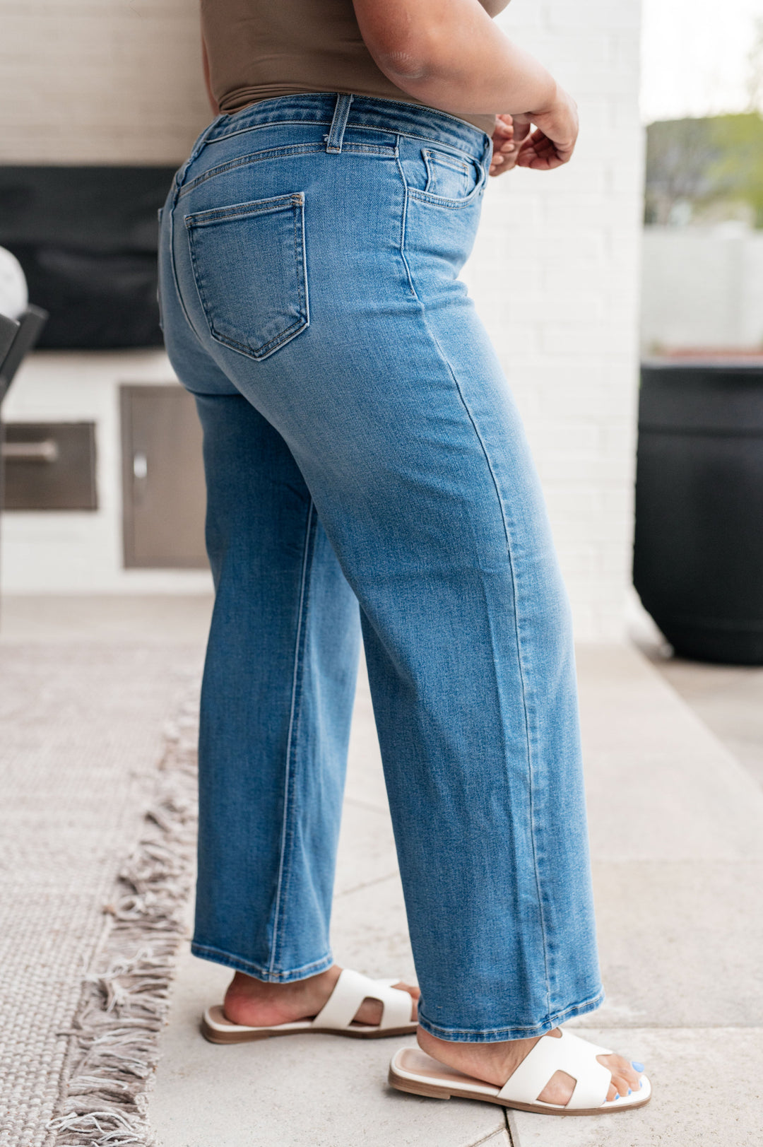 Womens - PREORDER: High Rise Wide Leg Jeans In Three Colors