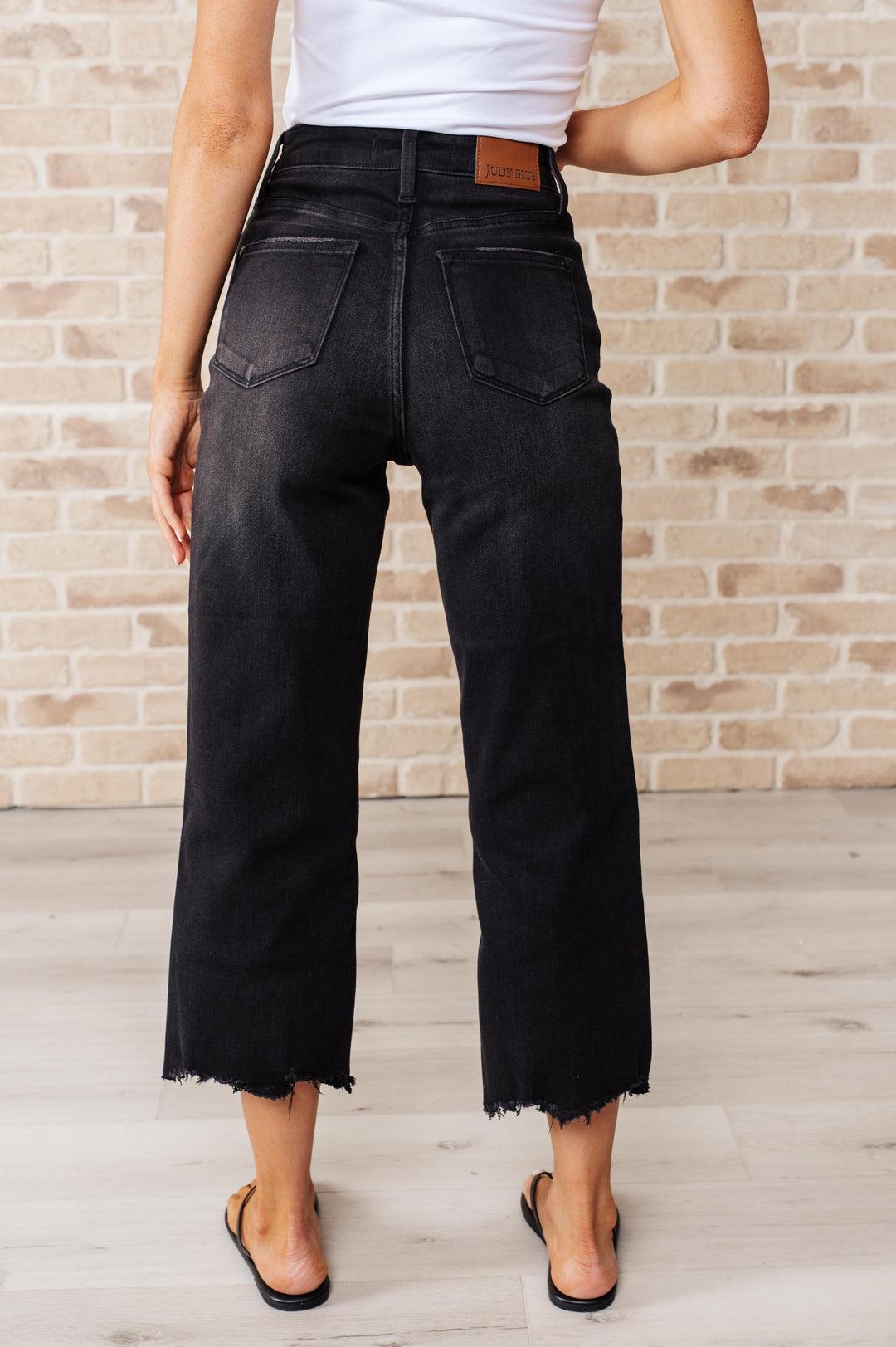 Womens - Ryan High Rise Button Fly Wide Leg Crop Jeans