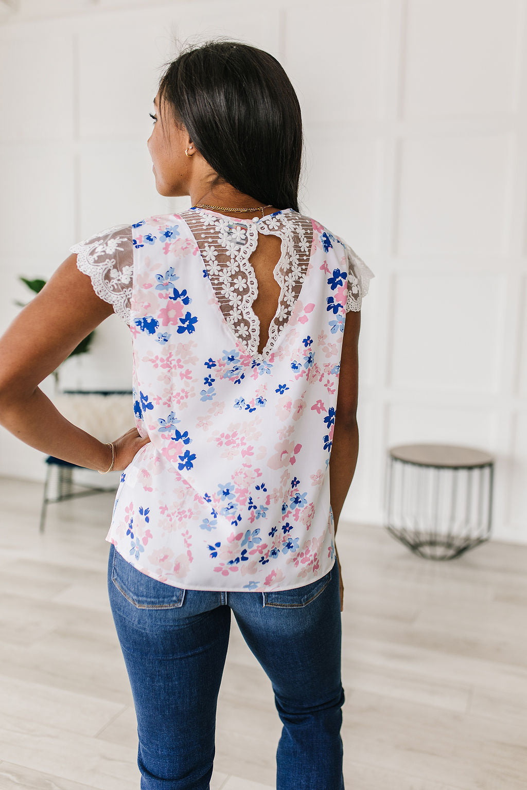 Womens - Still The One Lace Sleeve Floral Top