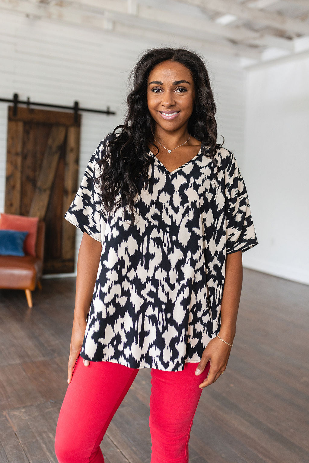 Tops - Unforgettable V-Neck Animal Print Blouse In Black