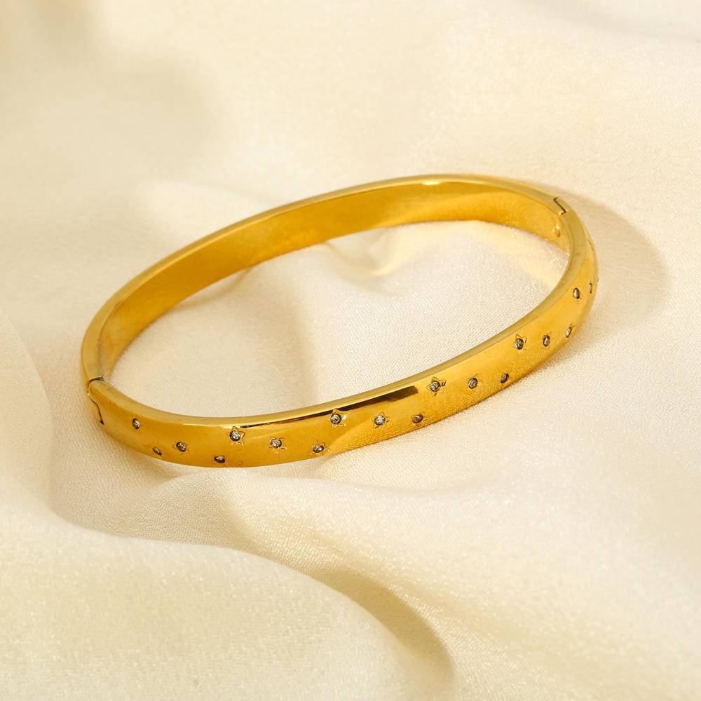 18K Gold Plated Star-Shaped Bangle (With Box)-Ever Joy