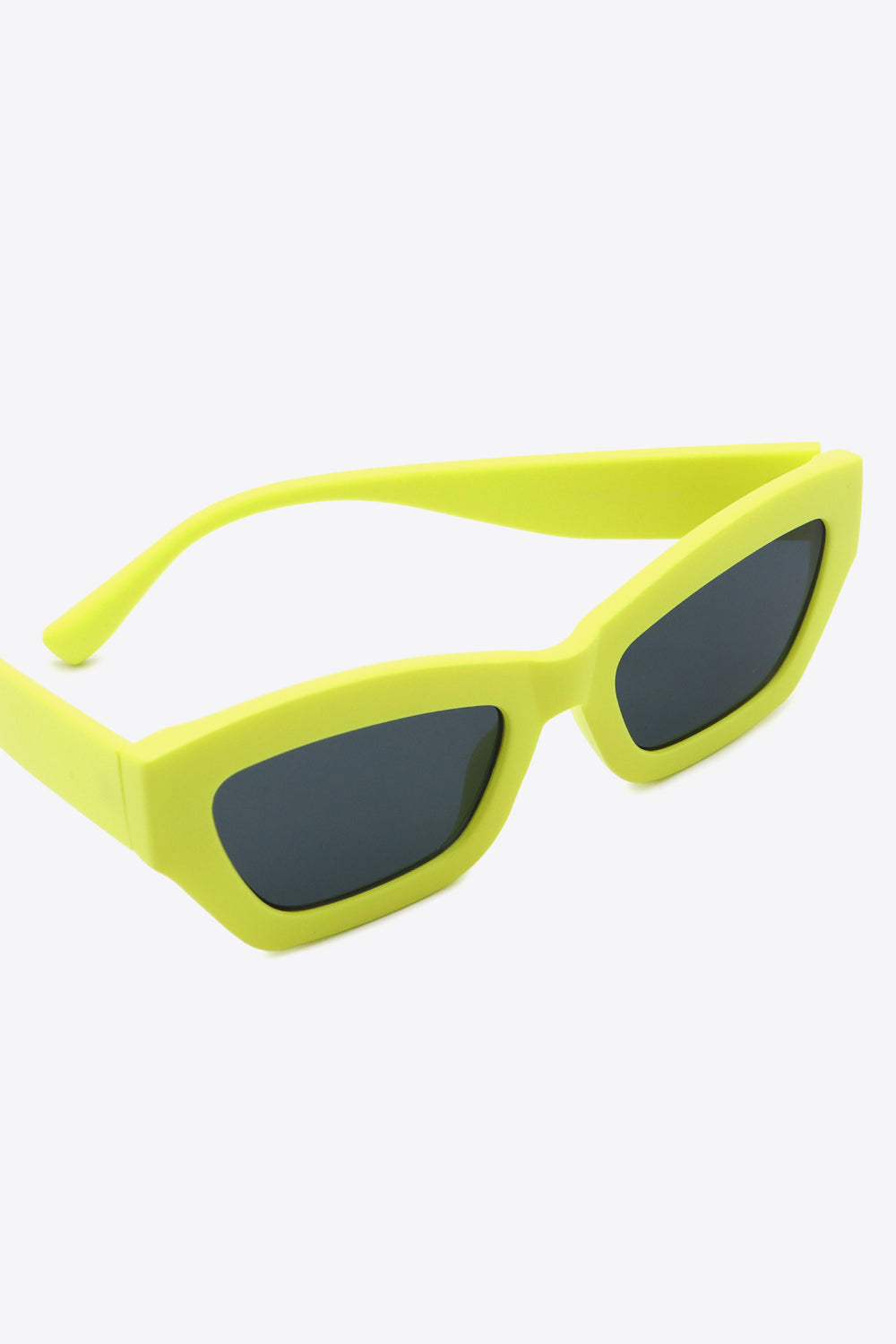 Classic UV400 Polycarbonate Frame Sunglasses