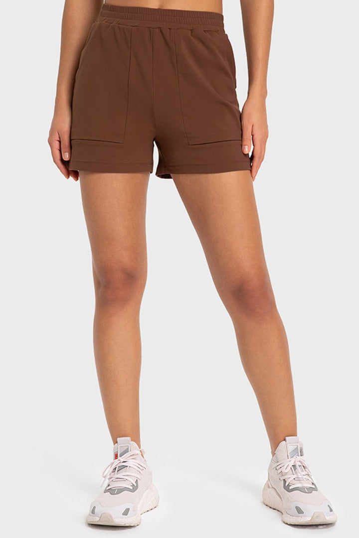 Elastic Waist Sports Shorts With Pockets