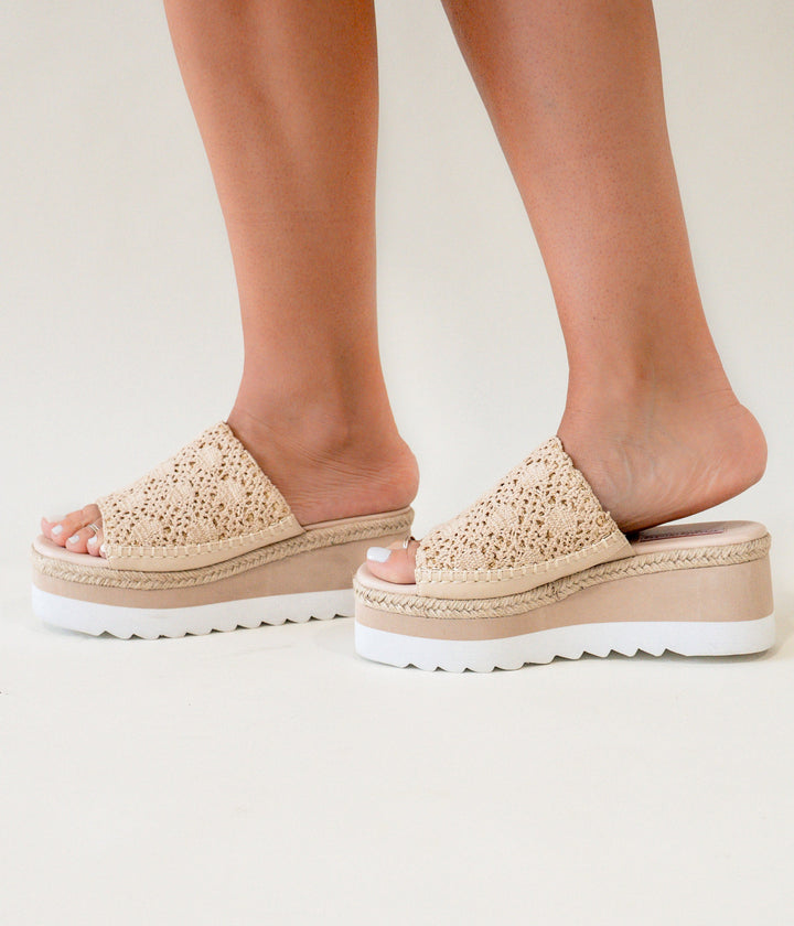 Ophelia Wedges in Cream