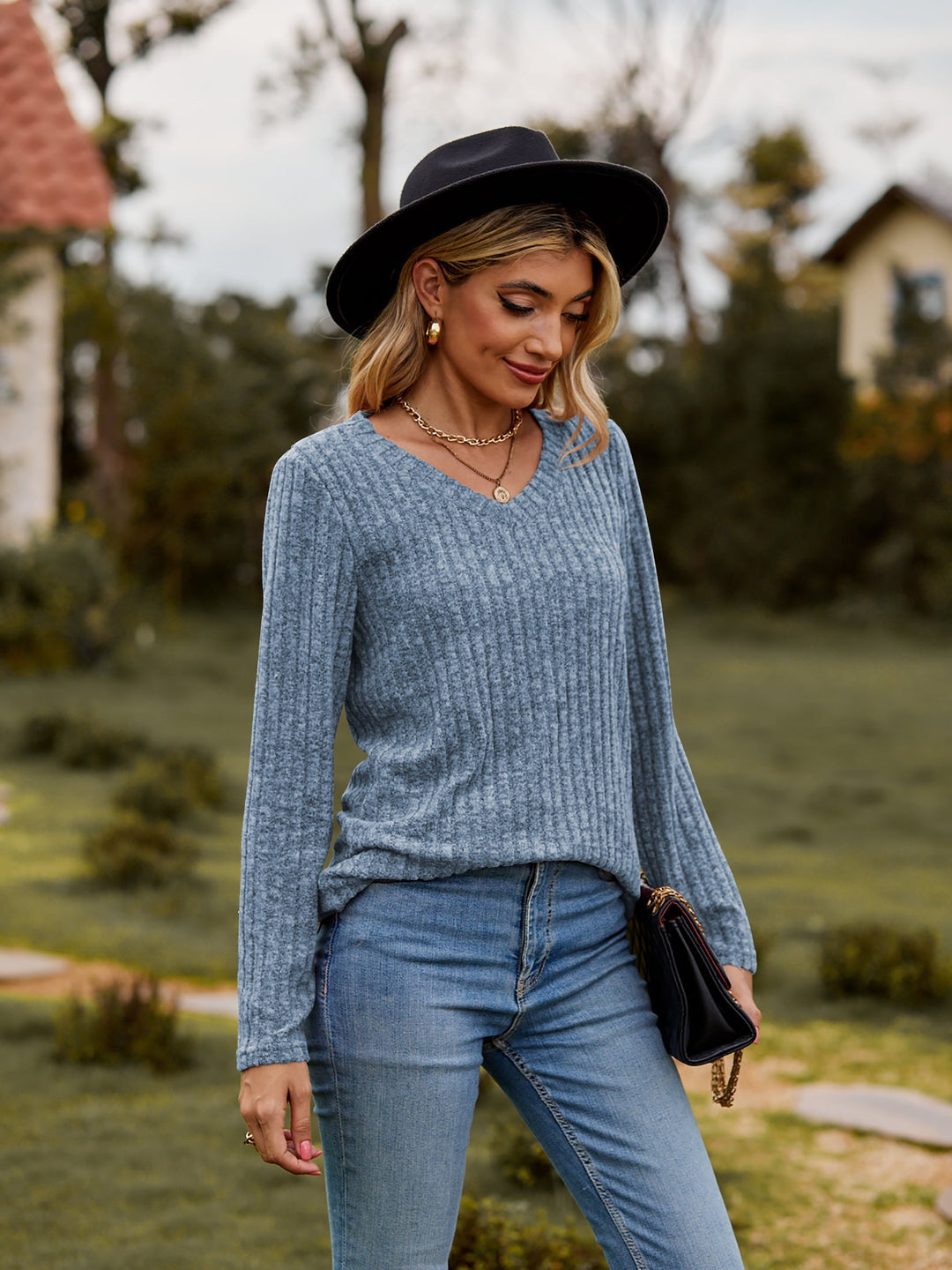 Ribbed V-Neck Long Sleeve Tee