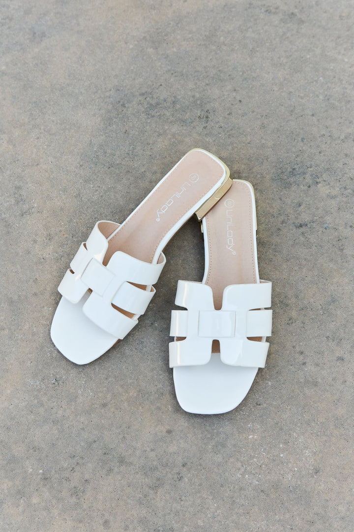 Weeboo Walk It Out Slide Sandals In Cream