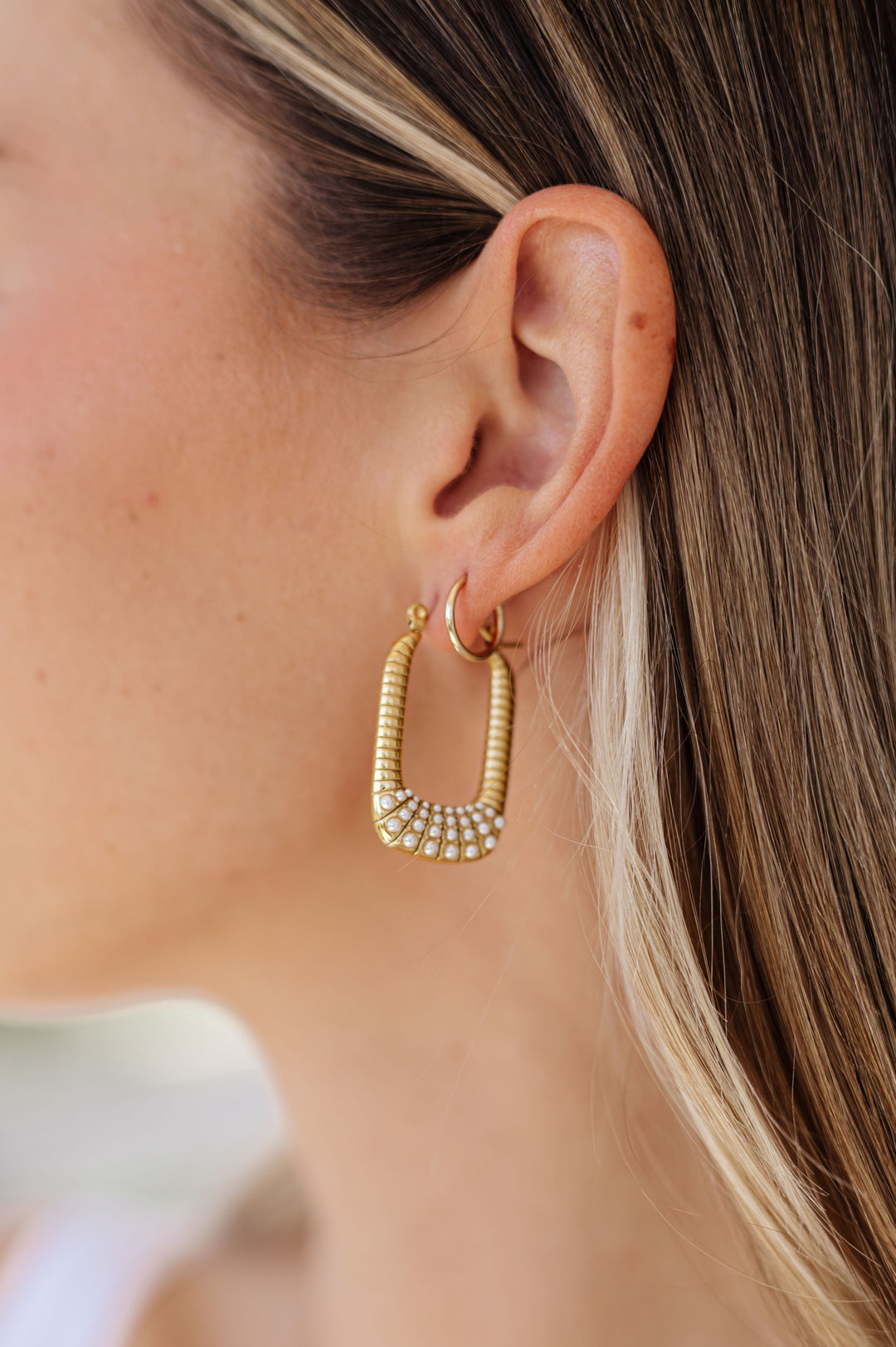Womens - Drop Pearl Accent Earrings