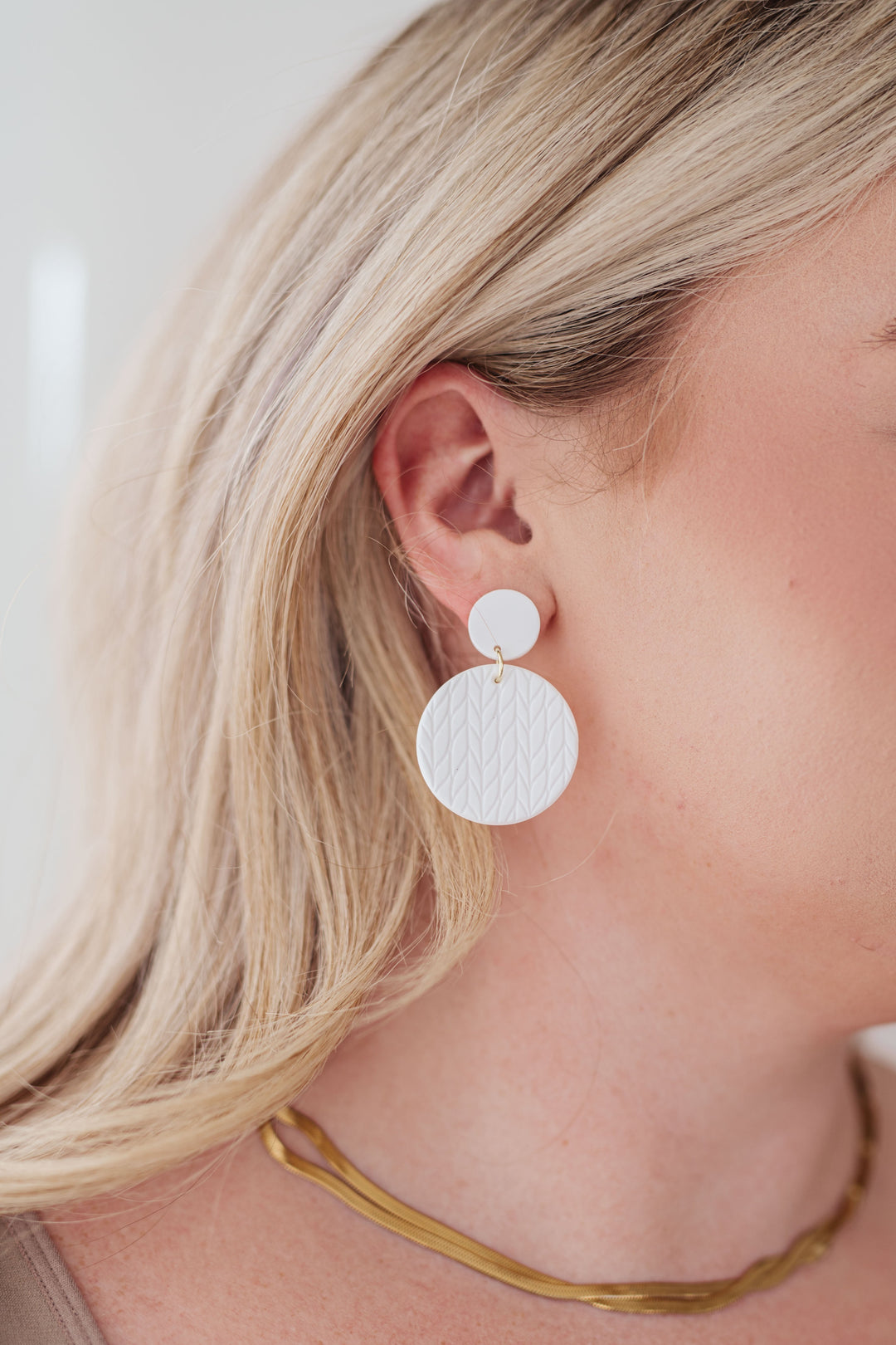 Womens - Falling Petals Earrings In Cream