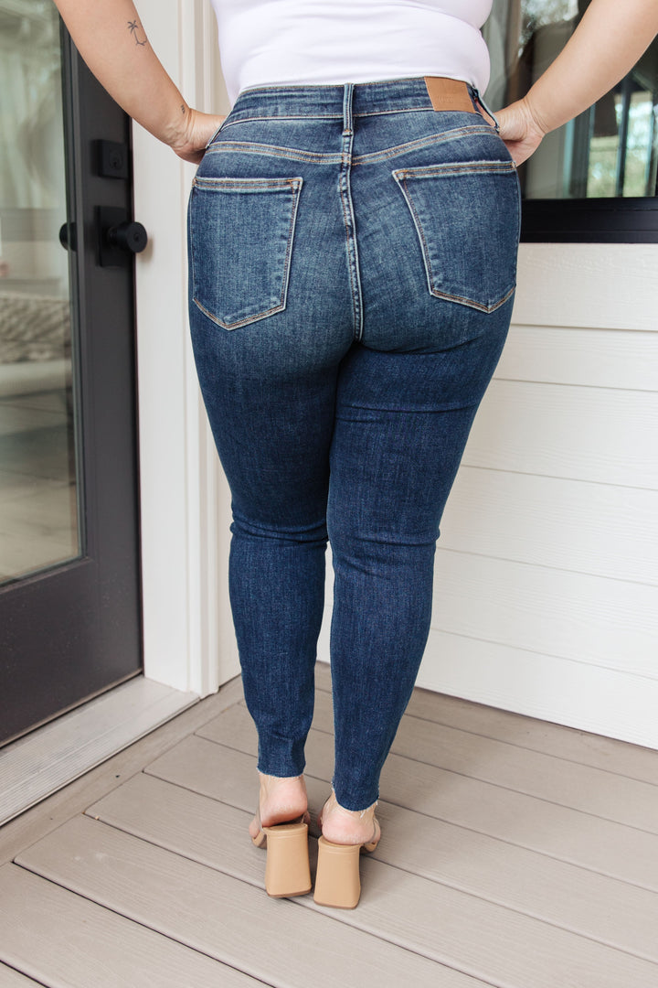 Womens - Lydia Mid Rise Vintage Raw Hem Skinny Jeans