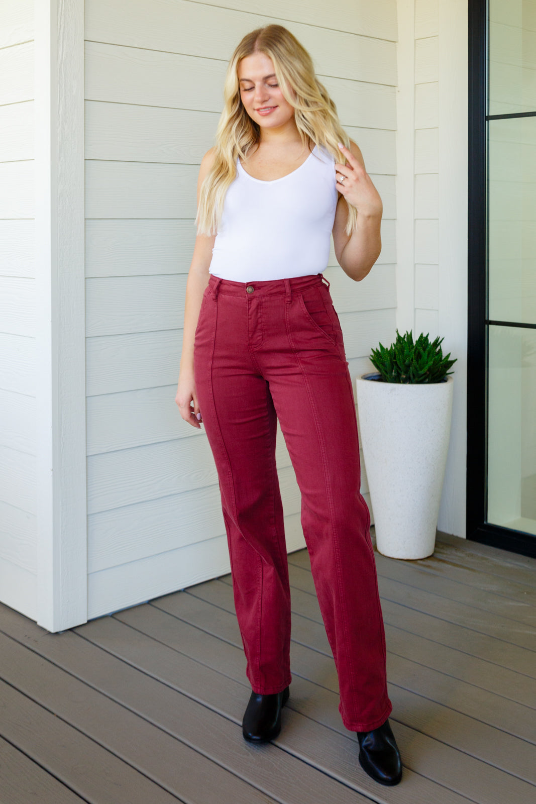Womens - Phoebe High Rise Front Seam Straight Jeans In Burgundy