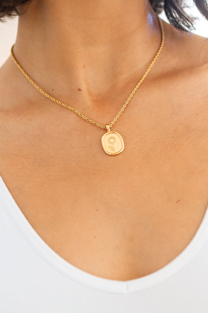 Womens - Simple Sunflower Pendent Necklace