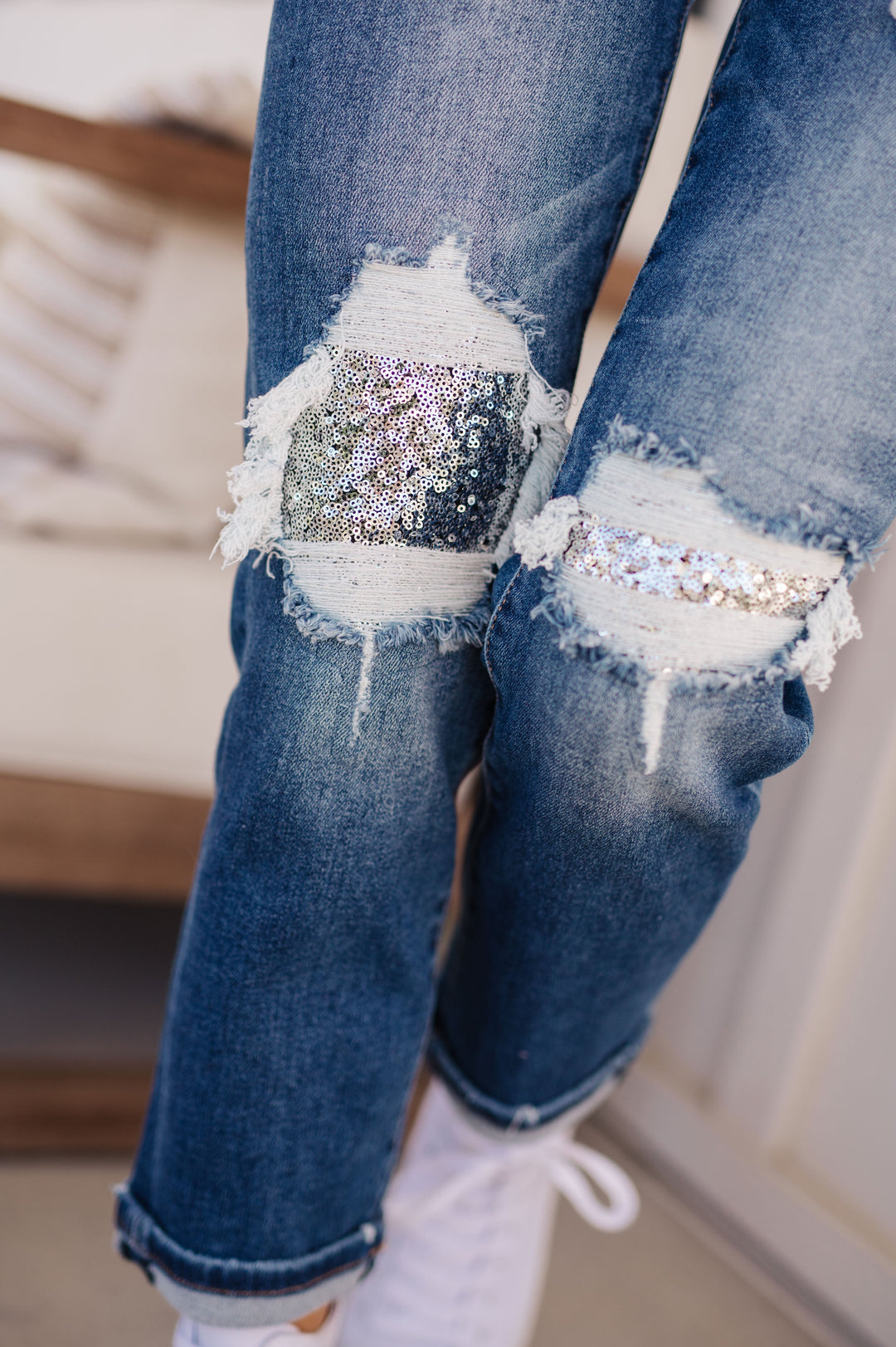 Womens - Suki Mid Rise Sequin Patch Tapered Jeans