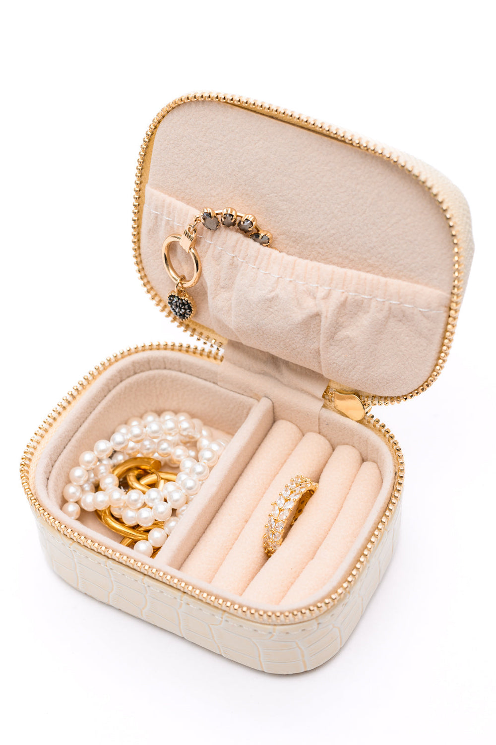 Womens - Travel Jewelry Case In Cream Snakeskin
