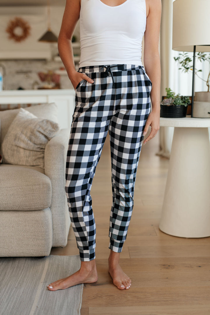Womens - Your New Favorite Joggers In Black And White Check