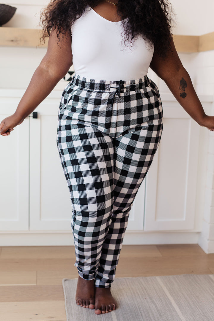 Womens - Your New Favorite Joggers In Black And White Check