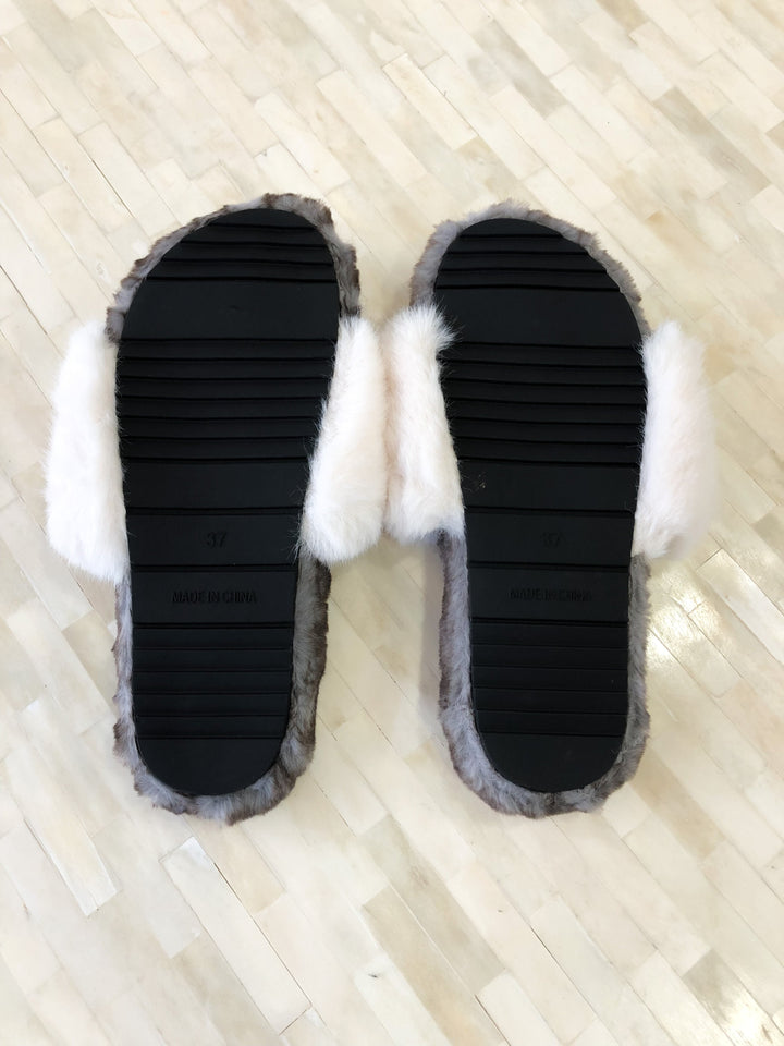 WS 610 Shoes - Feeling Cozy Brown Slippers