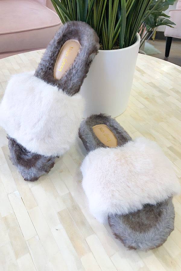 WS 610 Shoes - Feeling Cozy (not Cross Style) Cream Slippers