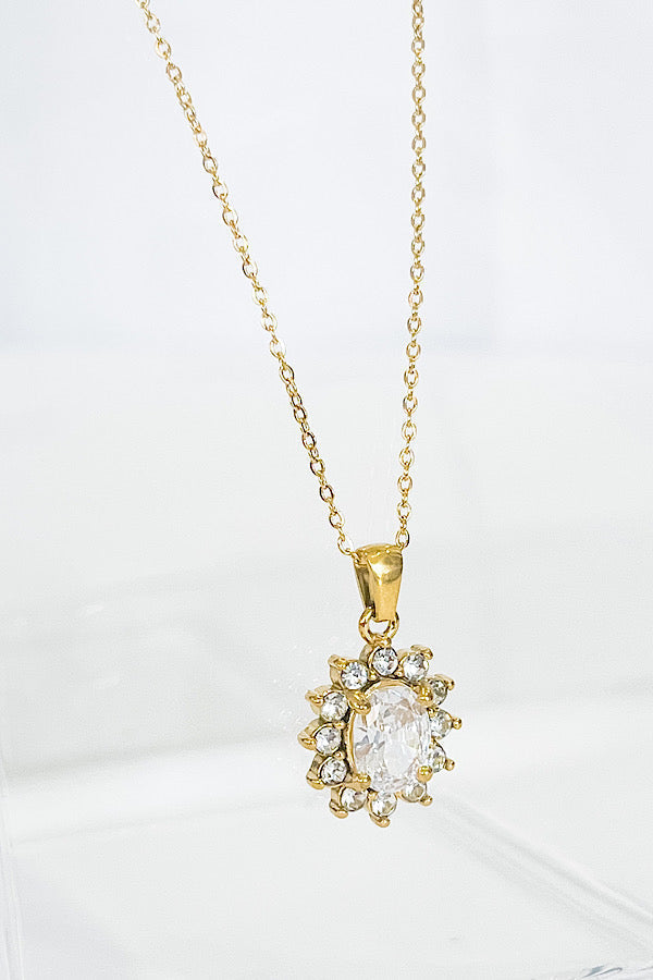 WS 630 Jewelry - Natural Elements White Sunburst Necklace